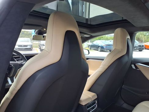 Used 2015 Tesla Model S P85D image 23