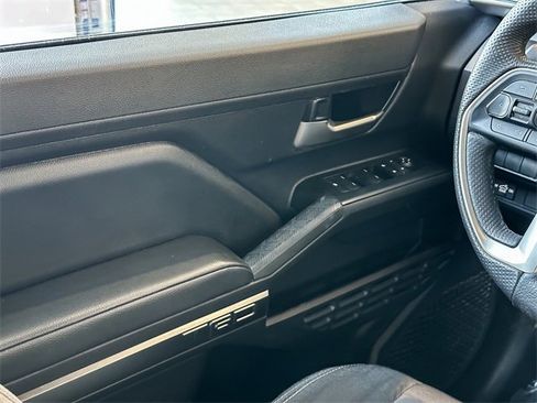 Used 2024 Toyota Tacoma TRD Off-Road image 21