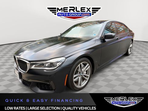 Used 2019 BMW 750i xDrive AWD/4WD image 1