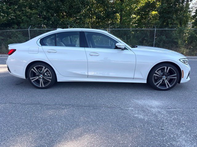 Used 2021 BMW 330i Sedan w/ Premium Package RWD image 4