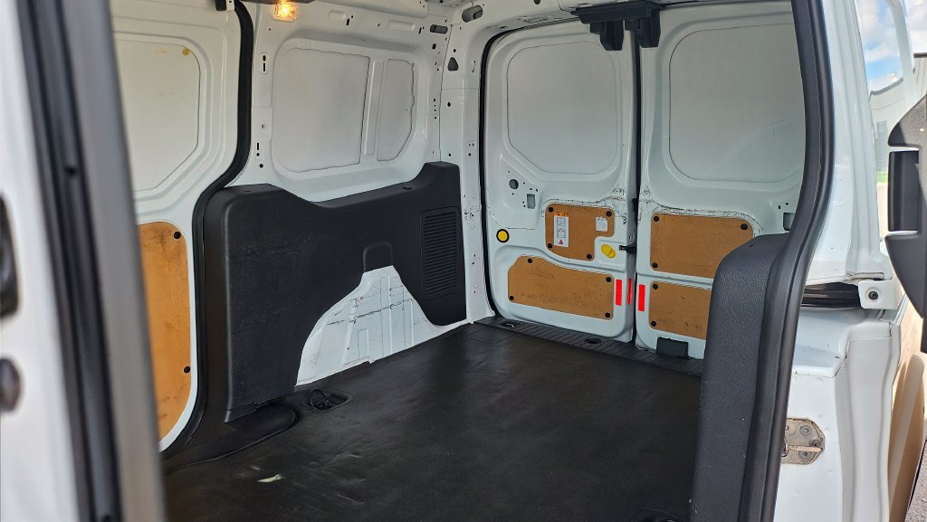 Used 2015 Ford Transit Connect XL FWD image 24