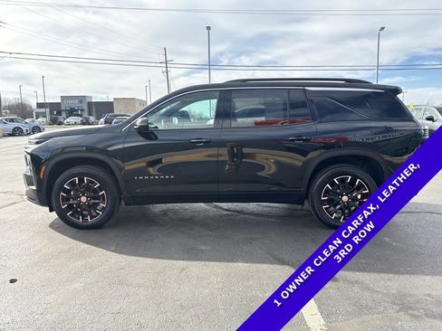 Used 2025 Chevrolet Traverse LT w/ Sun and Wheel Package image 14