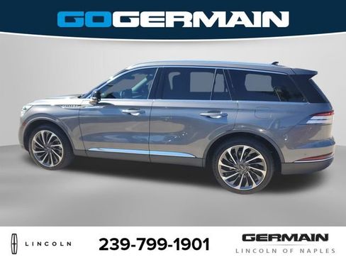 Used 2021 Lincoln Aviator Reserve w/ Equipment Group 202A image 10