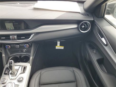 New 2025 Alfa Romeo Stelvio Sprint w/ Convenience Package image 16