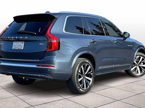 Used 2025 Volvo XC90 B6 Core w/ Protection Package Premier image 16