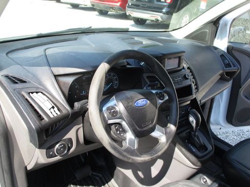 Used 2019 Ford Transit Connect XL FWD image 17