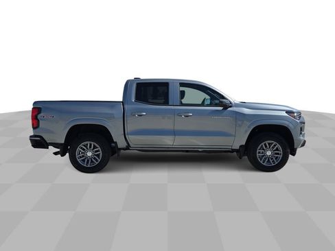 Used 2026 Chevrolet Colorado LT w/ LPO, Pro Essentials Package image 9
