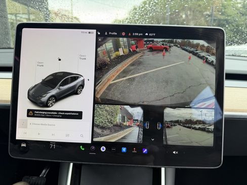 Used 2020 Tesla Model Y Long Range image 50