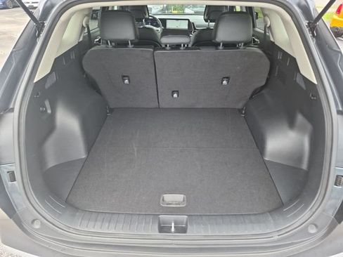 Used 2025 Kia Sportage EX FWD image 24