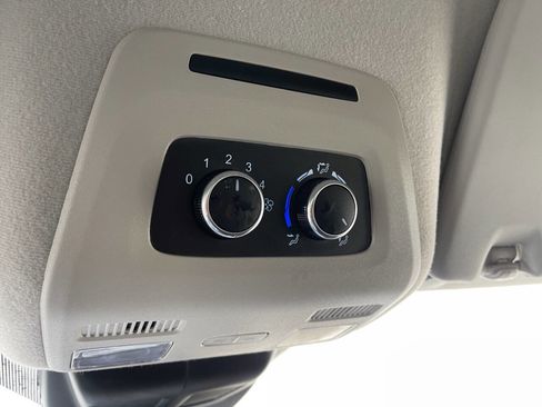 Used 2023 Ford Transit 350 XLT image 15