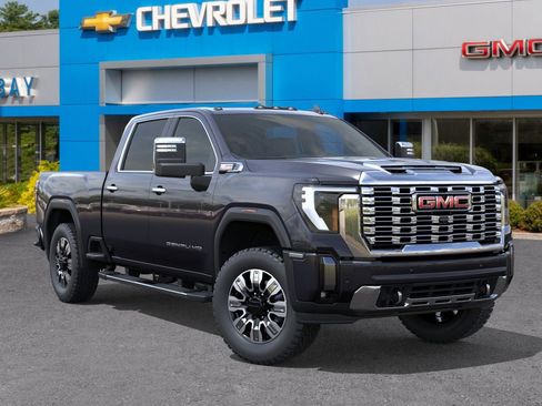 New 2026 GMC Sierra 2500 Denali w/ Denali Reserve Package image 7