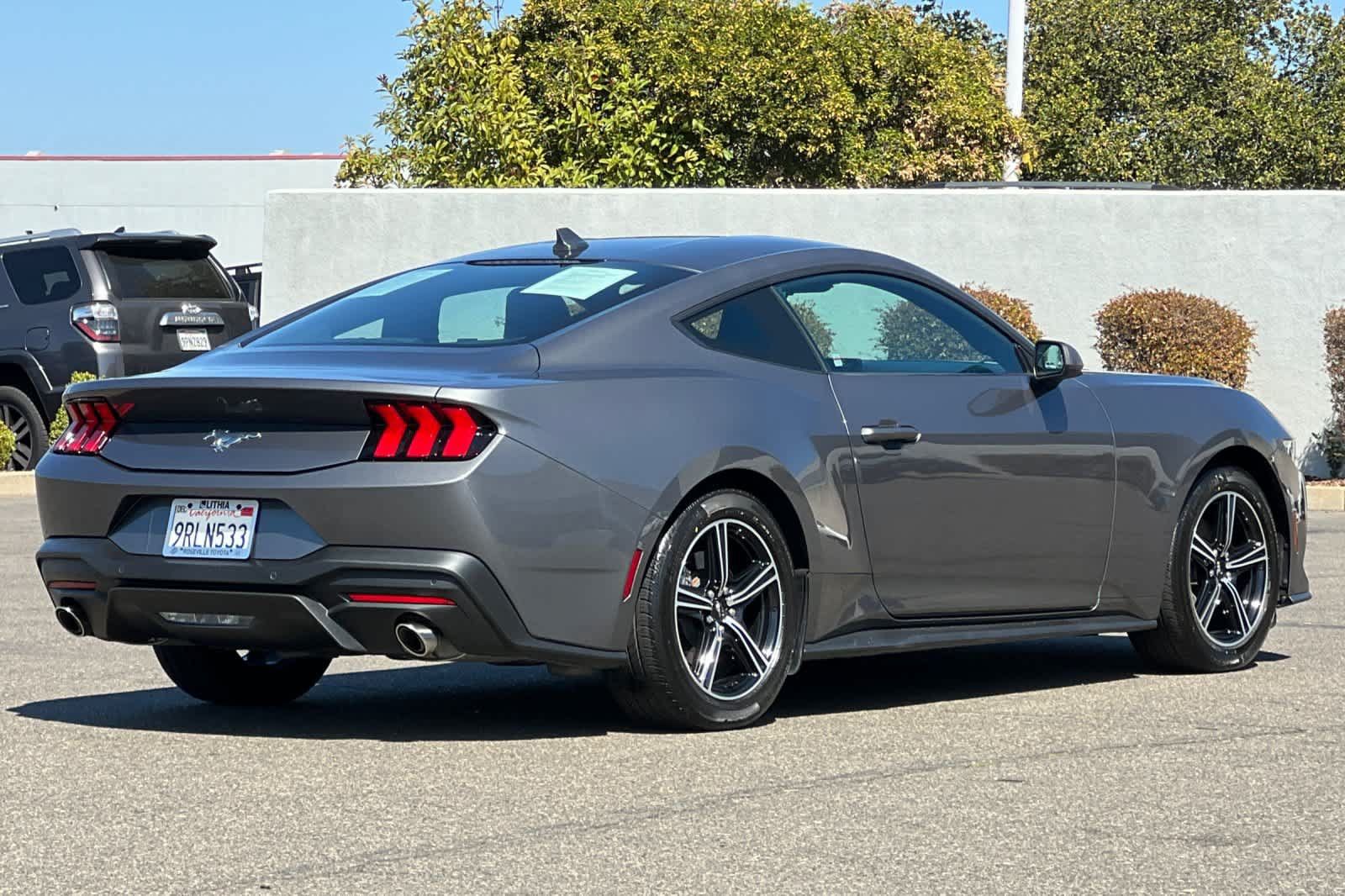 Used 2024 Ford Mustang Coupe RWD image 2