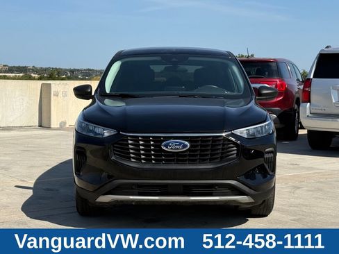 Used 2025 Ford Escape Active AWD/4WD image 5