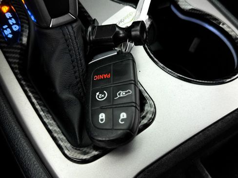 Used 2018 Jeep Grand Cherokee Altitude image 37