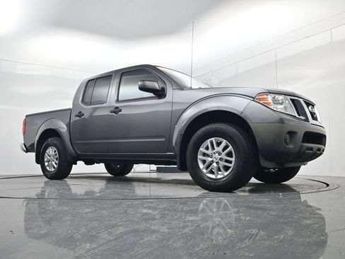 Used 2019 Nissan Frontier SV AWD/4WD image 41