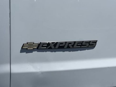 Used 2021 Chevrolet Express 2500 Extended w/ Driver Convenience Package RWD image 34