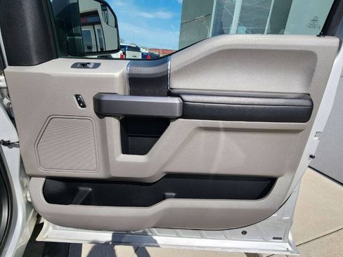 Used 2015 Ford F150 XLT w/ Trailer Tow Package AWD/4WD image 16