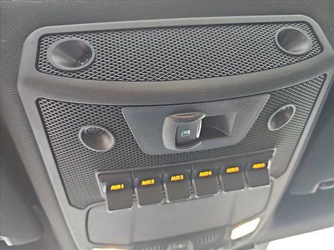 Used 2021 Ford F250 Platinum w/ FX4 Off-Road Package image 26