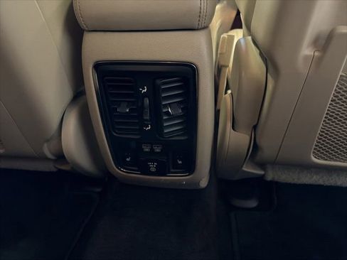 Used 2017 Dodge Durango GT w/ Premium Group AWD/4WD image 42