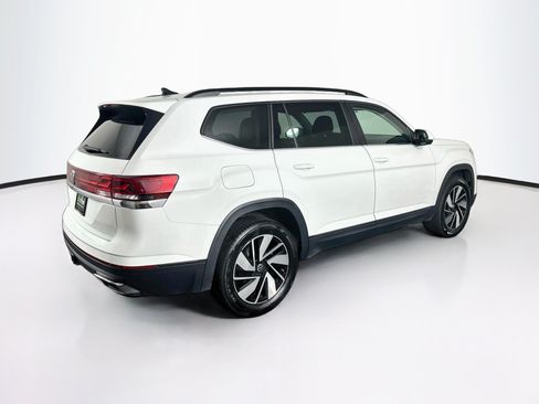Used 2025 Volkswagen Atlas SE FWD image 9