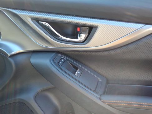 Certified 2022 Subaru Crosstrek 2.5i Limited image 5