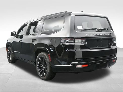 Used 2024 Jeep Grand Wagoneer Series II w/ Quick Order Packagew 28T image 4