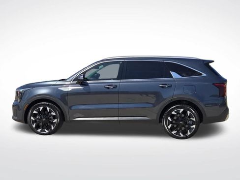 Certified 2025 Kia Sorento EX w/ Panoramic Sunroof Package FWD image 4