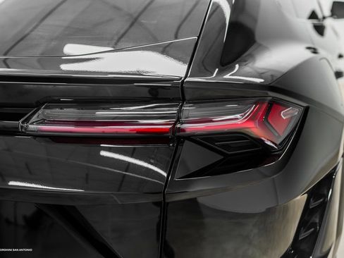 Used 2024 Lamborghini Urus S image 32