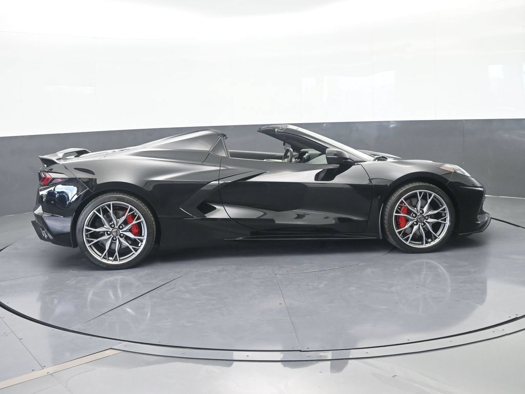 Used 2024 Chevrolet Corvette Stingray Preferred Conv w/ Z51 Performance Package RWD image 7