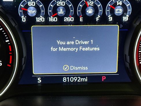 Used 2021 Chevrolet Silverado 1500 High Country w/ Technology Package image 15