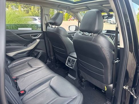Used 2022 Subaru Forester Limited AWD/4WD image 19
