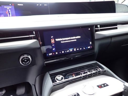 New 2025 Lincoln Navigator Reserve w/ Jet Appearance Package image 22