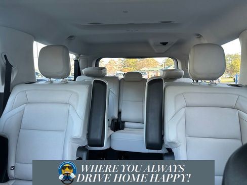 New 2026 Lincoln Navigator L Reserve image 22