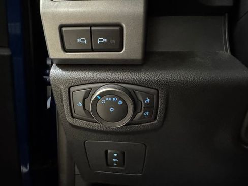 Used 2018 Ford F150 Raptor w/ Equipment Group 802A Luxury image 10