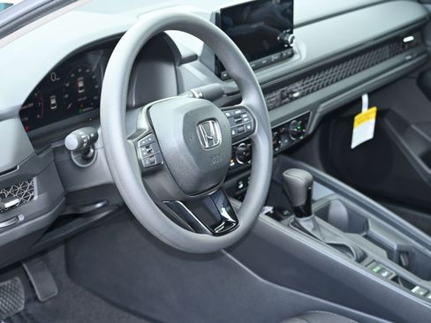 New 2025 Honda Accord SE image 13