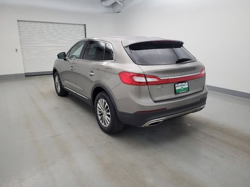Used 2017 Lincoln MKX Select AWD/4WD image 5