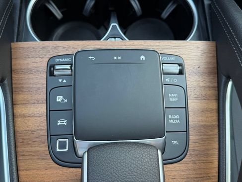 Used 2025 Mercedes-Benz GLS 450 4MATIC image 36
