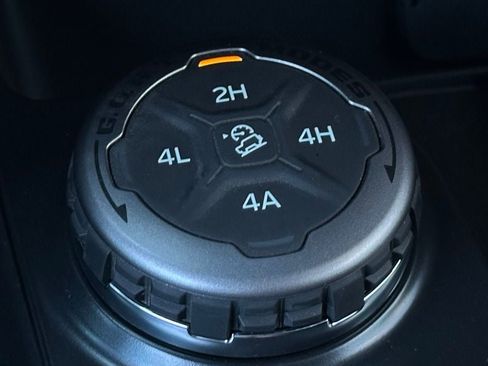 New 2025 Ford Bronco Base w/ Sasquatch Package image 42