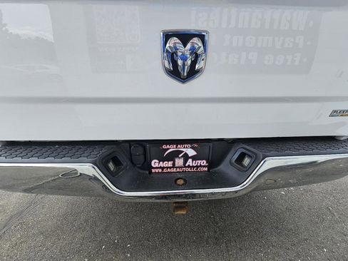 Used 2016 RAM 1500 Classic SLT RWD image 10