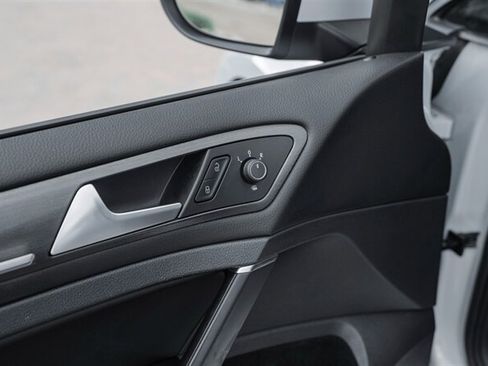 Used 2019 Volkswagen GTI 4-Door FWD image 27