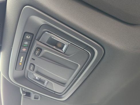 Used 2026 Chevrolet Silverado 1500 LT AWD/4WD image 25
