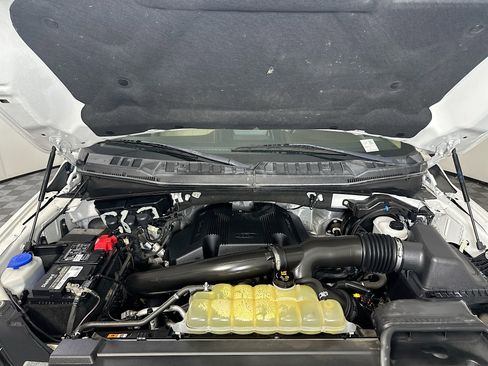 Used 2020 Ford F150 Lariat image 34