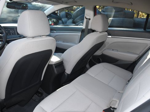 Used 2018 Hyundai Elantra Value Edition image 16