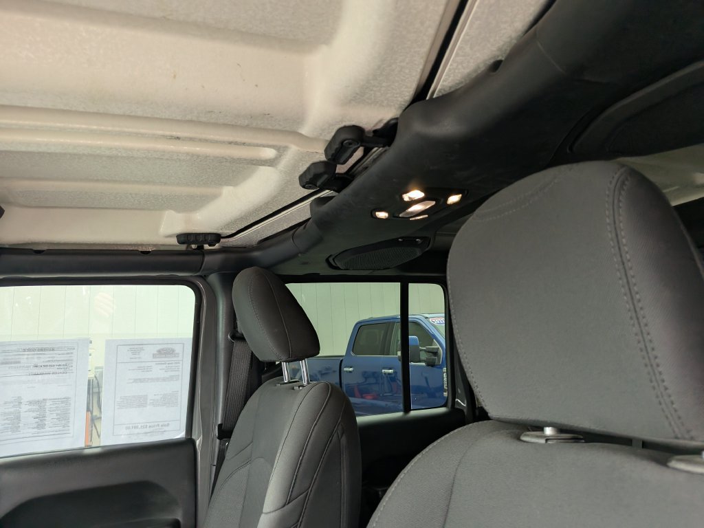 Used 2020 Jeep Gladiator Sport w/ Quick Order Package 24S AWD/4WD image 22