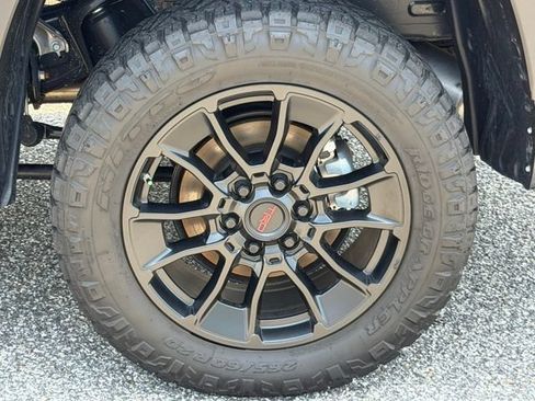Used 2026 Toyota Tundra SR5 w/ SR5 Convenience Package AWD/4WD image 10