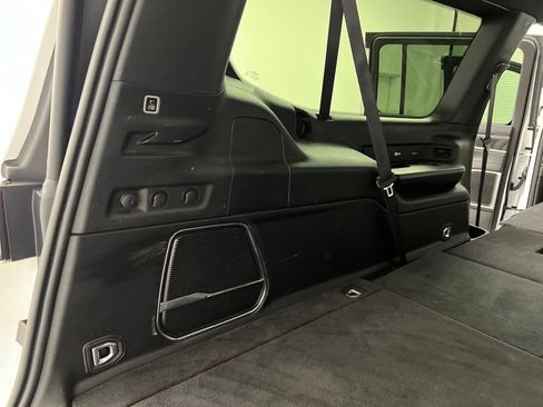 Used 2024 Jeep Wagoneer L Series II image 42