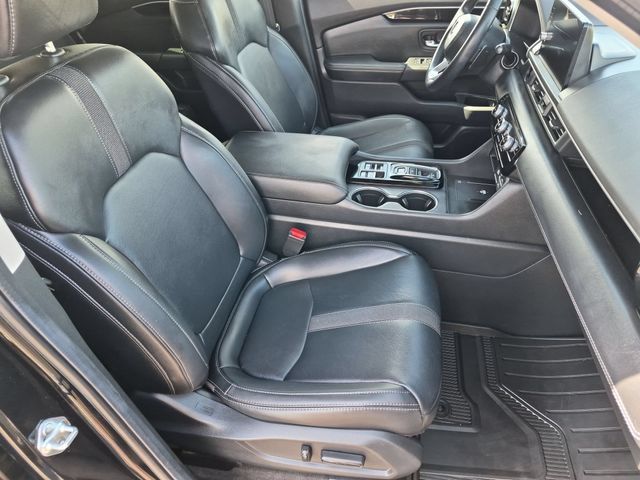 Used 2024 Honda Pilot Touring image 22