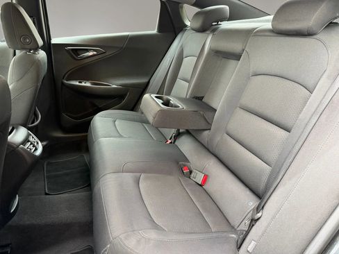 Used 2016 Chevrolet Malibu LT image 32