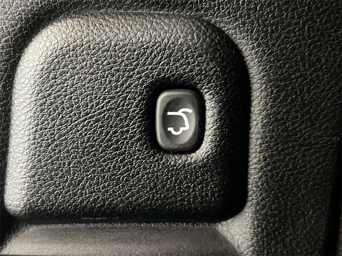 Used 2024 Dodge Durango GT image 26