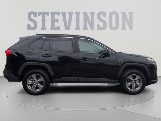Used 2024 Toyota RAV4 LE AWD/4WD image 6